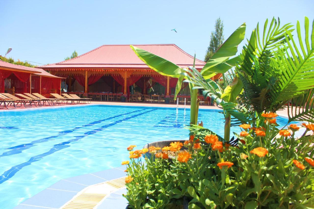 Hotel Grace Garden Kum Ngoại thất bức ảnh